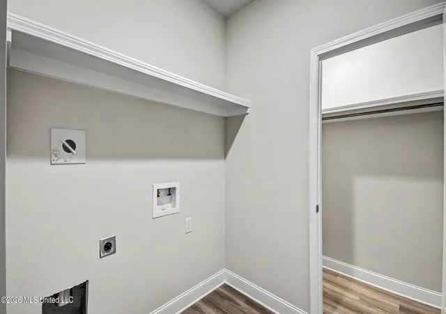 Photo 25 of Single family home for sale at 112 Saratoga Spgs Ave, Clinton, MS 39056 | MLS# 4150620 | Listing updated on 2026-07-15