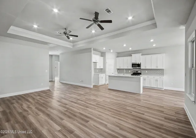 Photo 2 of Single family home for sale at 112 Saratoga Spgs Ave, Clinton, MS 39056 | MLS# 4150620 | Listing updated on 2026-07-15