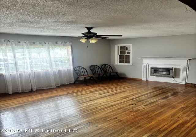 Homes for sale in Batesville, MS | 302 Armstrong St, Batesville, MS 38606 | MLS# 4151141