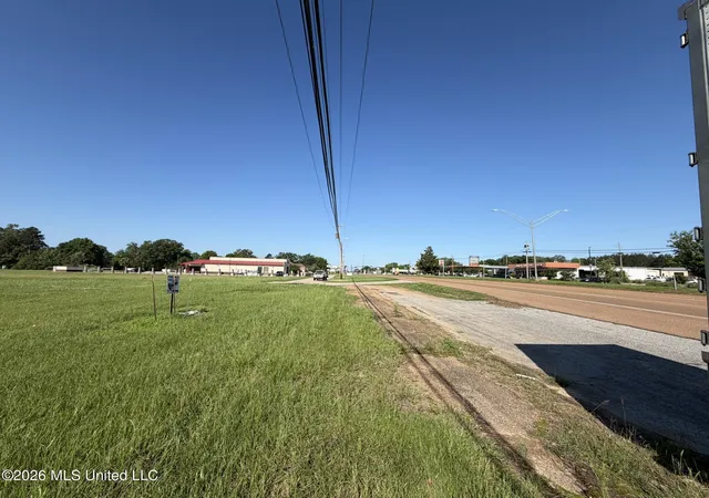 6th image of 00 S Hwy 61, Natchez, MS 39120 | MLS# 4152555