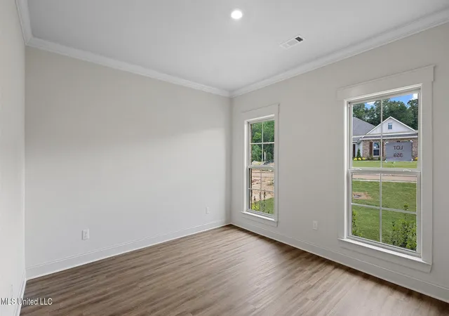 5th image of 309 Castlewood Cir, Canton, MS 39046 | MLS# 4150688