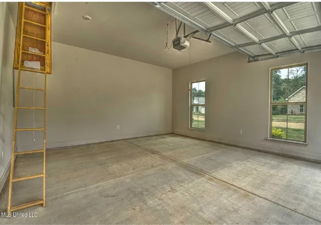 42nd image of 303 Castlewood Cir, Canton, MS 39046 | MLS# 4150698