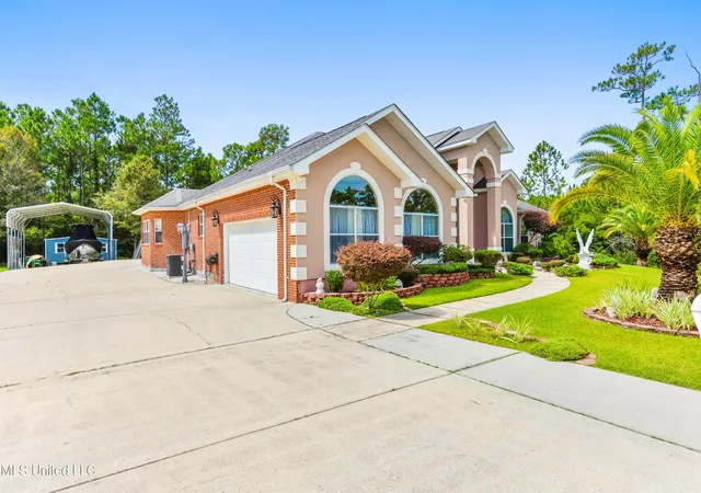 Photo 3 of Single family home for sale at 3199 Cypress Crk Dr, Diberville, MS 39540 | MLS# 4150722 | Listing updated on 2026-09-15