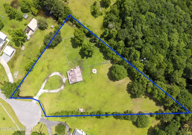 2nd image of 11729 Bell Ave, Biloxi, MS 39532 | MLS# 4153936