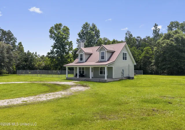 Photo 3 of Single family home for sale at 11729 Bell Ave, Biloxi, MS 39532 | MLS# 4153936 | Listing updated on 2026-07-22