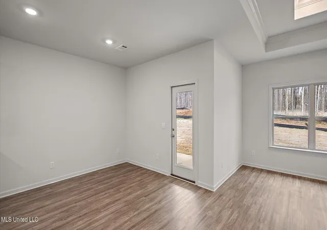 5th image of 723 Honeysuckle Loop, Canton, MS 39046 | MLS# 4150739