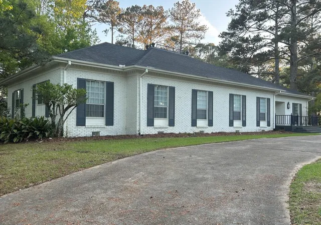 Homes for sale in Mc Comb, MS | 1605 Lissa Dr, Mc Comb, MS 39648 | MLS# 4150807