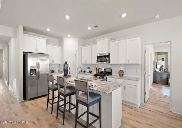 Photo 3 of Single family home for sale at 515 Bridgeway St, Canton, MS 39046 | MLS# 4150758 | Listing updated on 2026-10-01