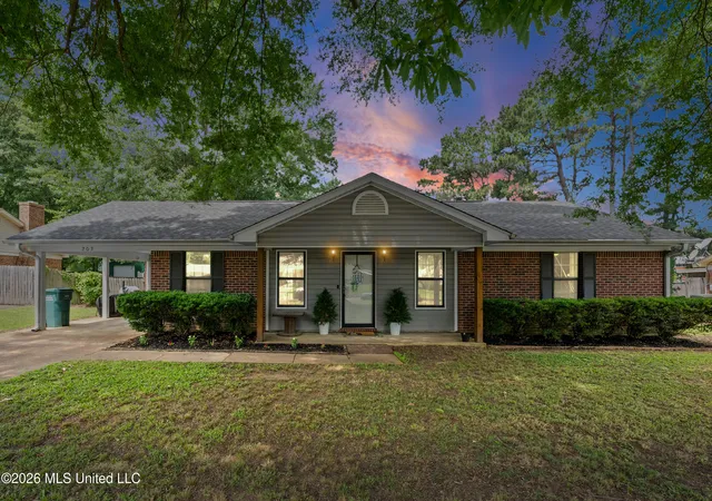 Photo 1 of Sale Pending at 203 Lanelle Cvs, Senatobia, MS 38668 | MLS# 4150769 | Listing updated on 2026-08-20