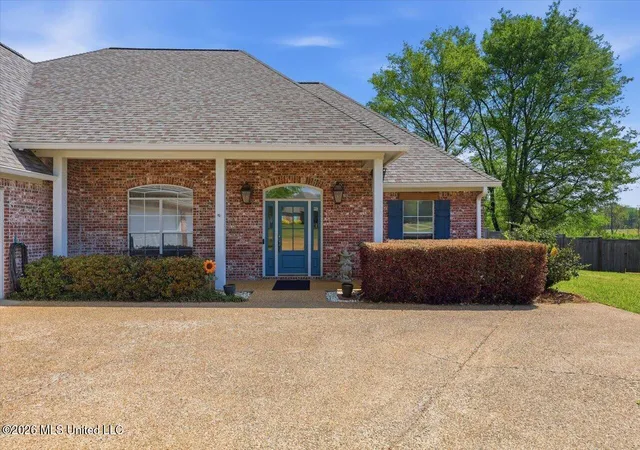3rd image of 150 Sagefield Sq, Canton, MS 39046 | MLS# 4150975