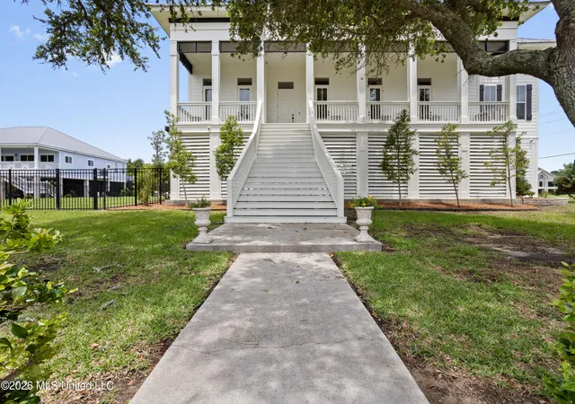 Homes for sale in Waveland, MS | 300 S Beach Blvd, Waveland, MS 39576 | MLS# 4151036
