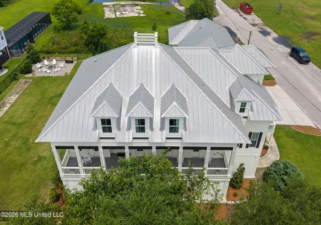 Homes for sale in Waveland, MS | 300 S Beach Blvd, Waveland, MS 39576 | MLS# 4151036