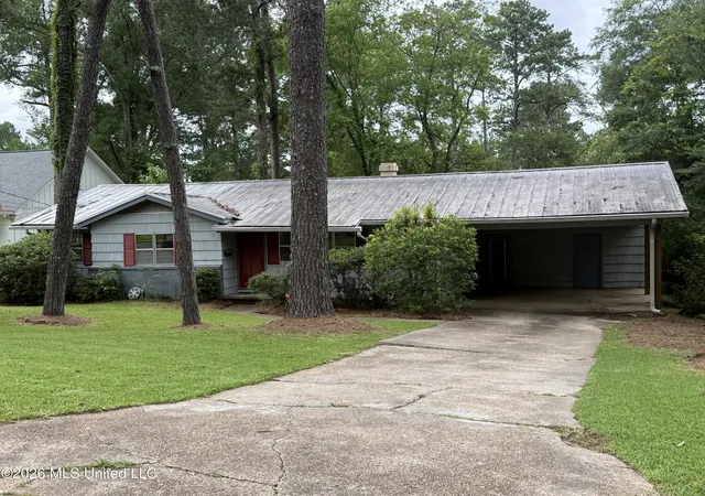 Photo 3 of Single family home for sale at 1726 Winchester St, Jackson, MS 39211 | MLS# 4150999 | Listing updated on 2026-09-14