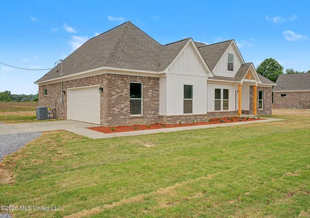 Photo 3 of Single family home for sale at 12255 Eason Farm Rd, Byhalia, MS 38611 | MLS# 4150919 | Listing updated on 2026-09-12