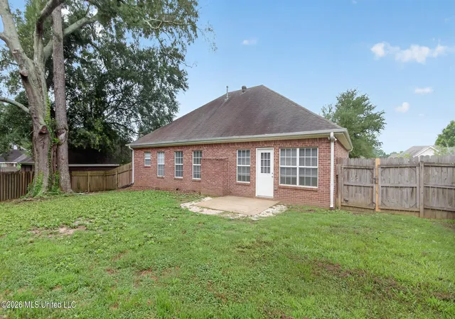 Homes for sale in Pearl, MS | 110 Live Oaks Blvd, Pearl, MS 39208 | MLS# 4151394