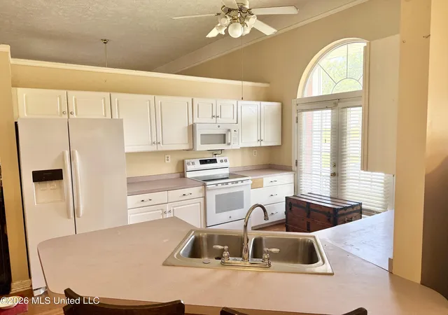 4th image of 6649 Ahekolo Cir, Diamondhead, MS 39525 | MLS# 4152421