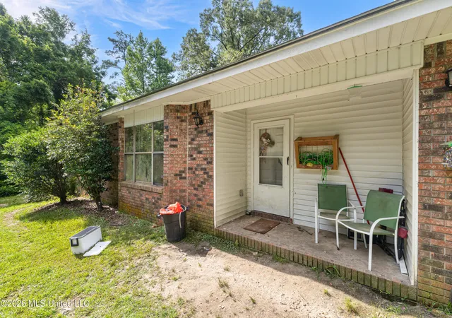 Homes for sale in New Augusta, MS | 2 Turner Loop, New Augusta, MS 39462 | MLS# 4151570