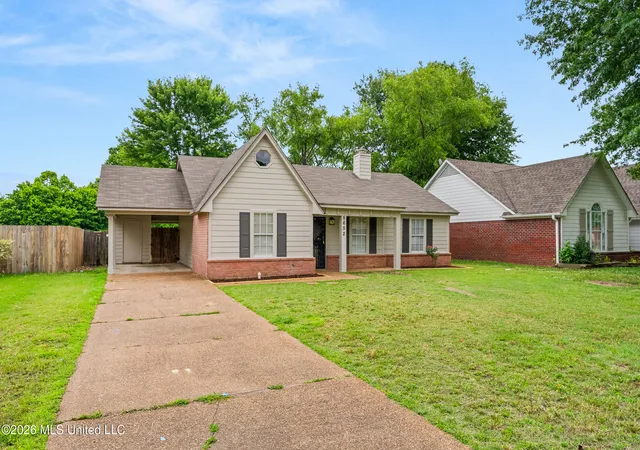 Homes for sale in Horn Lake, MS | 5652 Kentwood Dr, Horn Lake, MS 38637 | MLS# 4150905
