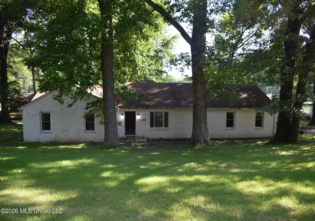 1st image of 7680 W Shahkoka Dr, Olive Branch, MS 38654 | MLS# 4151770