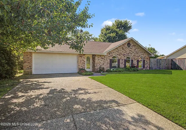 Photo 1 of Single family home for sale at 615 N Haven Dr, Biloxi, MS 39532 | MLS# 4150997 | Listing updated on 2026-09-13