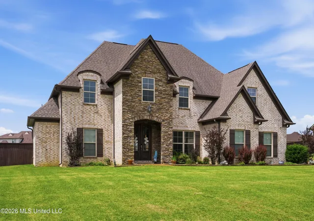 Photo 2 of Sale Pending at 1885 Daffodil Dr, Southaven, MS 38672 | MLS# 4151071 | Listing updated on 2026-09-02