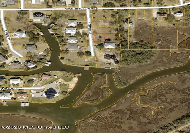 4th image of 702 Saint Mary St, Pascagoula, MS 39581 | MLS# 4151031