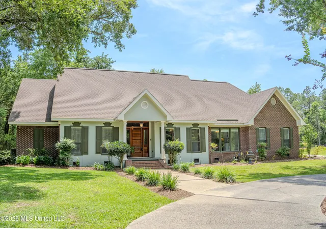 Homes for sale in Diberville, MS | 14188 Longwood Cir, Diberville, MS 39540 | MLS# 4151143
