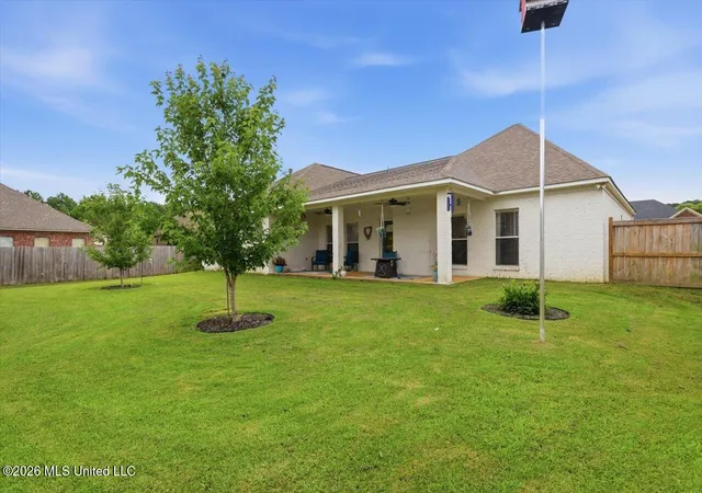 Homes for sale in Florence, MS | 241 Copper Ridge Wy, Florence, MS 39073 | MLS# 4151085