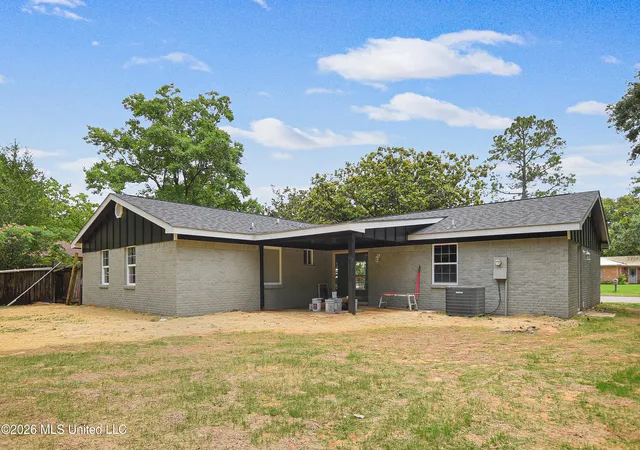 Homes for sale in Gautier, MS | 2104 Westgate Pkwy, Gautier, MS 39553 | MLS# 4151131