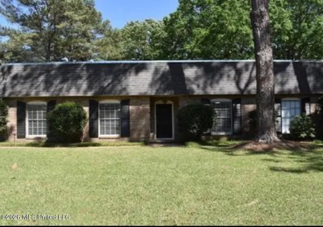 Photo 1 of Single family home for sale at 5230 Ridgewood Rd, Jackson, MS 39211 | MLS# 4151290 | Listing updated on 2026-09-08