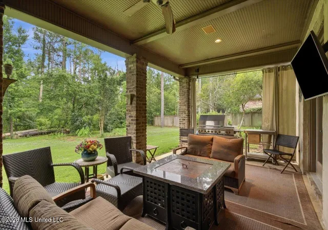 Homes for sale in Madison, MS | 385 Kingsbridge Rd, Madison, MS 39110 | MLS# 4151577