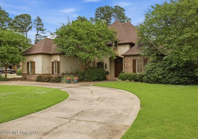 Photo 3 of Single family home for sale at 385 Kingsbridge Rd, Madison, MS 39110 | MLS# 4151577 | Listing updated on 2026-08-22