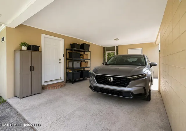 Photo 4 of Sale Pending at 2128 Ames St, Biloxi, MS 39531 | MLS# 4151164 | Listing updated on 2026-09-07