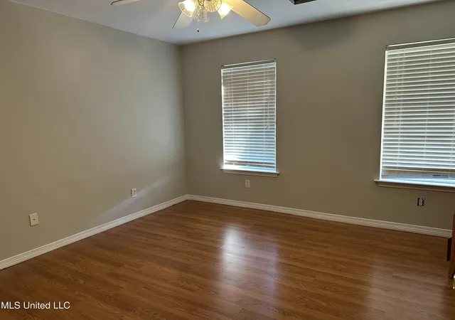 Photo 2 of Single family home for sale at 1113 Dorothy St, Ocean Springs, MS 39564 | MLS# 4159185 | Listing updated on 2026-09-10