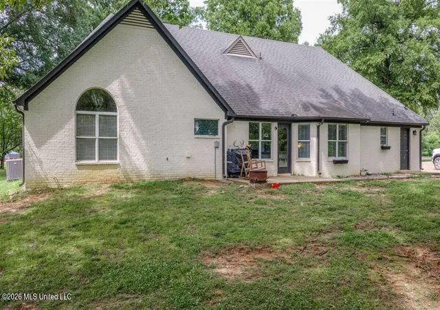 Photo 3 of Single family home for sale at 1605 Windy Ln, Southaven, MS 38671 | MLS# 4151433 | Listing updated on 2026-09-11