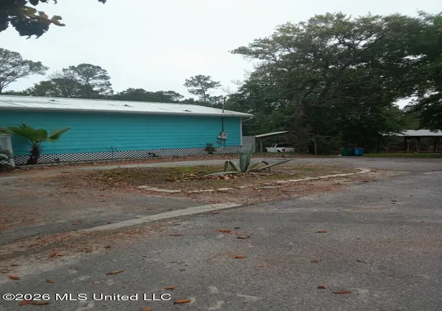 Photo 4 of Sale Pending at 1832 Seacrest, Gautier, MS 39553 | MLS# 4151186 | Listing updated on 2026-08-28