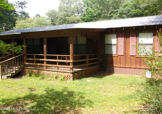 Homes for sale in Summit, MS | 1090 Moak Rd, Summit, MS 39666 | MLS# 4152059