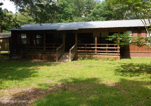 Homes for sale in Summit, MS | 1090 Moak Rd, Summit, MS 39666 | MLS# 4152059