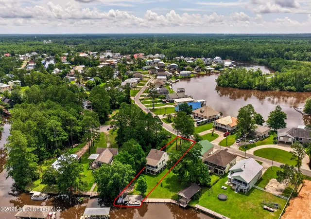 3rd image of 6330 Pontiac Dr, Kiln, MS 39556 | MLS# 4152300