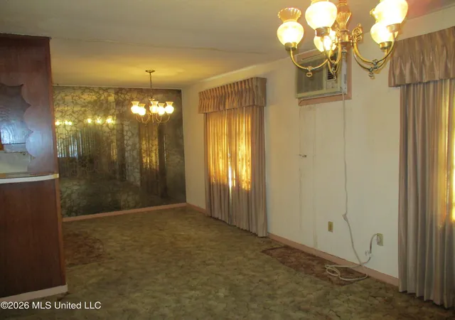 Photo 3 of Single family home for sale at 1338 Fernwood Dr, Jackson, MS 39213 | MLS# 4151412 | Listing updated on 2026-08-31