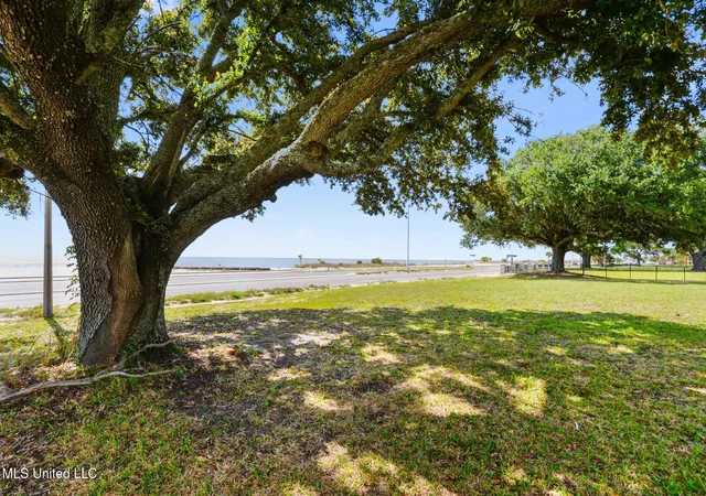 1st image of 1552 Beach Blvd, Biloxi, MS 39530 | MLS# 4151270