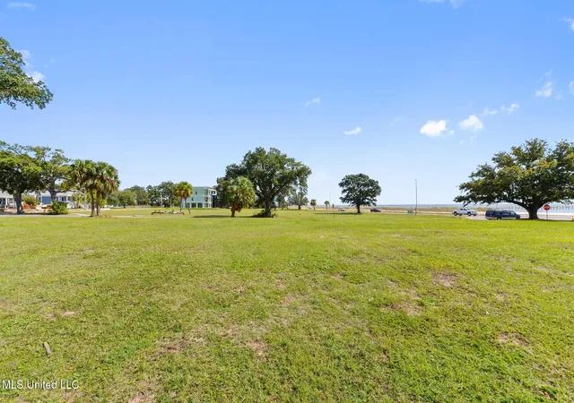 4th image of 1552 Beach Blvd, Biloxi, MS 39530 | MLS# 4151270