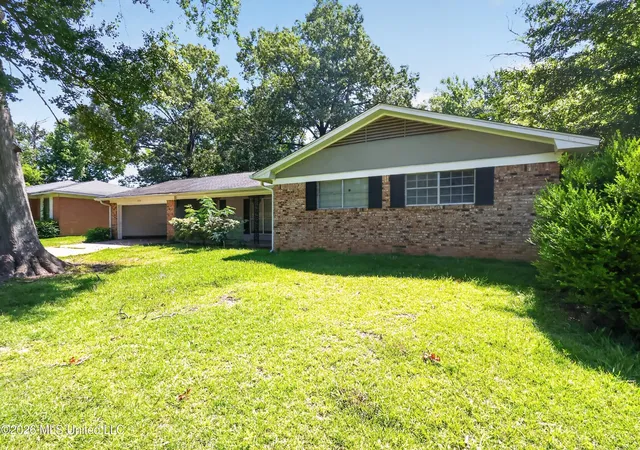 Homes for sale in Jackson, MS | 2386 Breckinridge Rd, Jackson, MS 39204 | MLS# 4151667