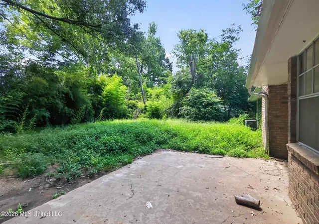 Homes for sale in Jackson, MS | 2386 Breckinridge Rd, Jackson, MS 39204 | MLS# 4151667