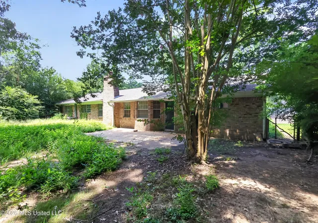 Homes for sale in Jackson, MS | 2386 Breckinridge Rd, Jackson, MS 39204 | MLS# 4151667
