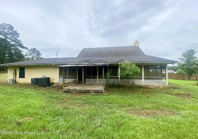 Homes for sale in Crystal Springs, MS | 1021 Metcalfe Ln, Crystal Springs, MS 39059 | MLS# 4152911