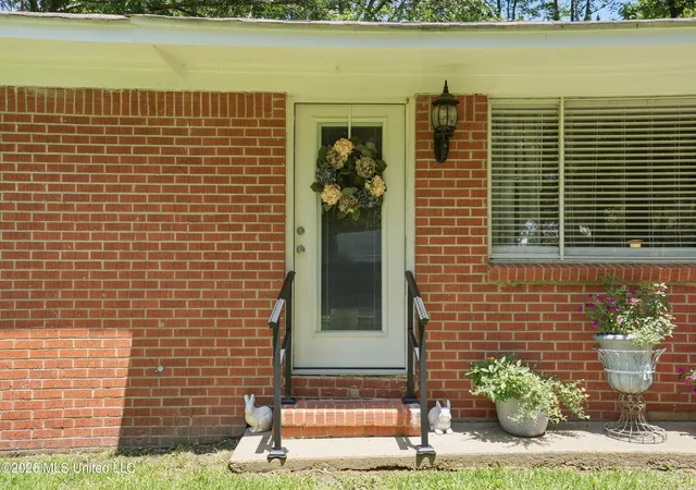 Homes for sale in Carthage, MS | 2491 Ms-16, Carthage, MS 39051 | MLS# 4151892