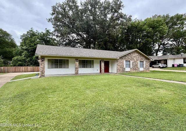 Homes for sale in Clinton, MS | 1206 Dartmoor Dr, Clinton, MS 39056 | MLS# 4151974