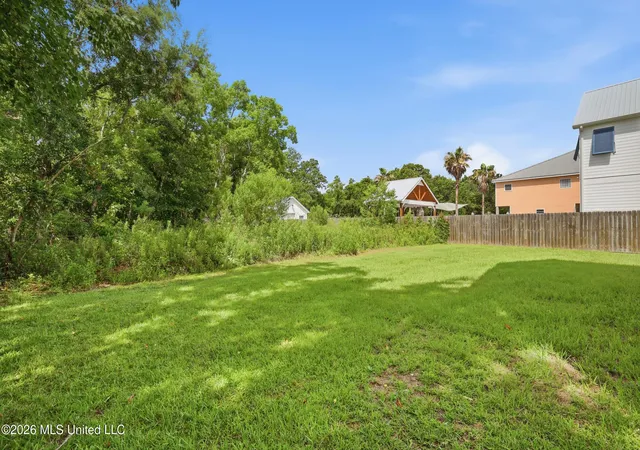 Homes for sale in Waveland, MS | 311 Waveland Ave, Waveland, MS 39576 | MLS# 4151779