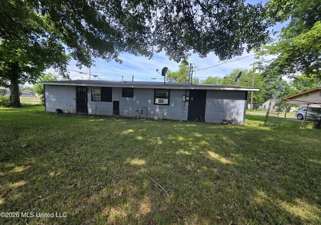 11th image of 547 N Delta St, Greenville, MS 38703 | MLS# 4151421